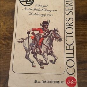 Airfix 54mm Scots Greys 1815 Dragoon Figure Model Kit C202 S England